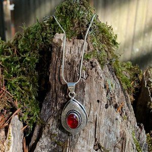 Pillbox *Poison* Necklace Garnet & Sterling Silver